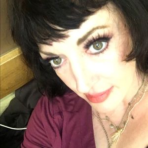 Welcome to my closet! Let’s discover together ❤️